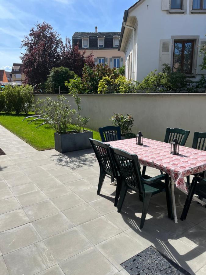 Appartement De Prestige Au Centre Climatise Avec Jardin Prive Colmar Exteriör bild